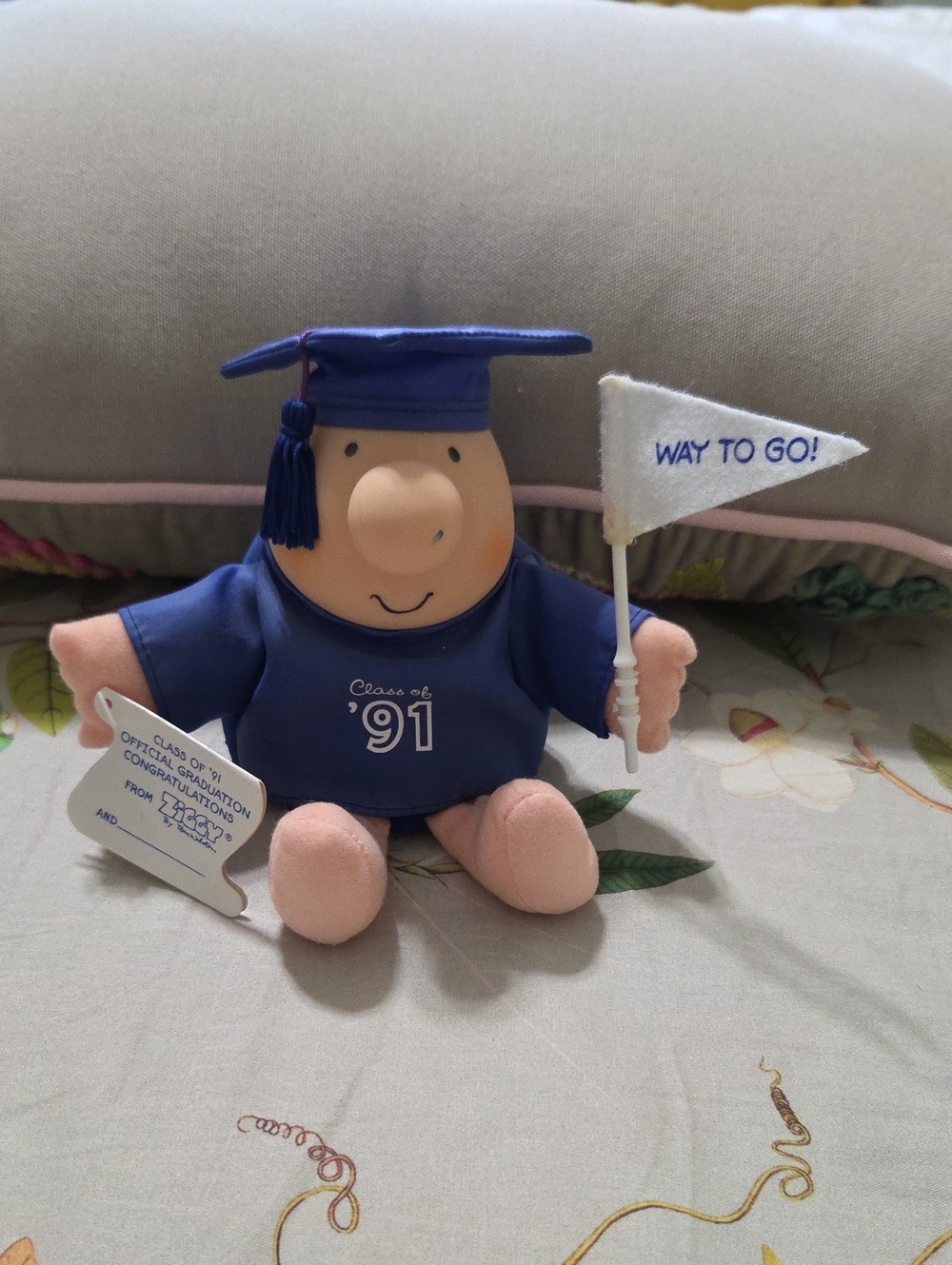 Ziggy Graduation Plush Toy - Blue "Class of '91"